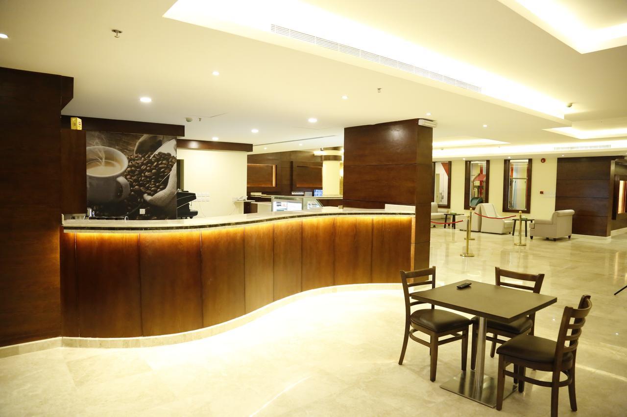 Flora Hotel Suite 2 فلورا2 للشقق المخدومة Ер-Ріяд Екстер'єр фото
