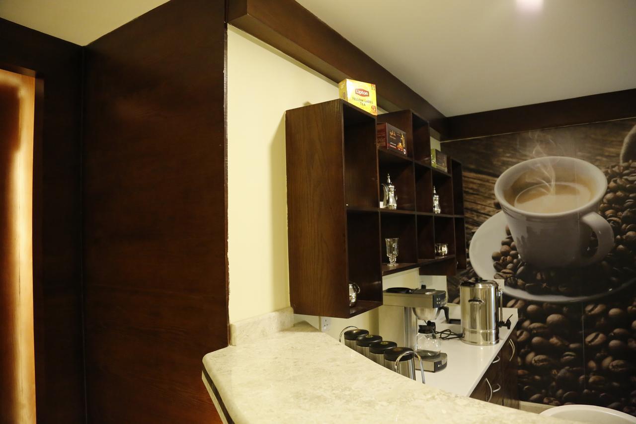 Flora Hotel Suite 2 فلورا2 للشقق المخدومة Ер-Ріяд Екстер'єр фото