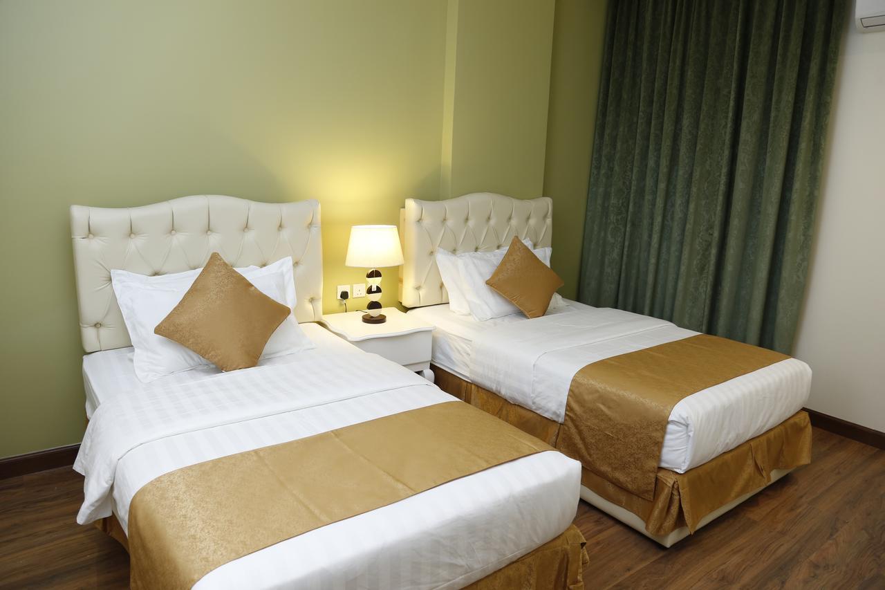Flora Hotel Suite 2 فلورا2 للشقق المخدومة Ер-Ріяд Екстер'єр фото